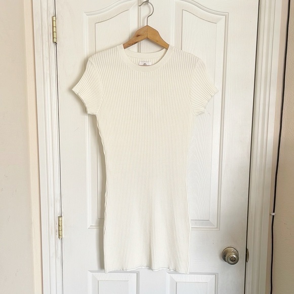 Anine Bing Skylar Womens Ivory Ribbed Viscose Blend Mini Sweater Dress Size M - Picture 2 of 8